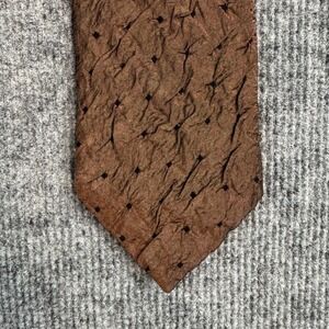 Chesterfield Mens Brown Crinkle Texture Diamond Dot Acrylic Rayon Necktie 3.5in